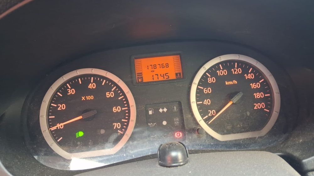 Se vinde dacia Mcv stare impecabila