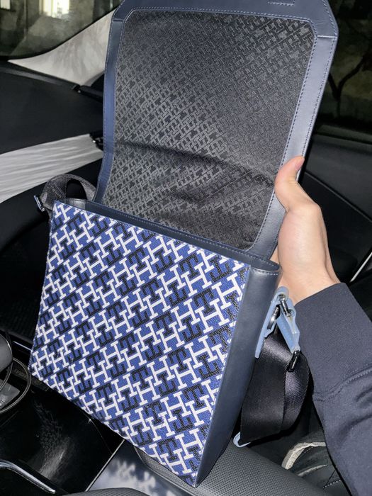 Барсетка Tommy Hilfiger