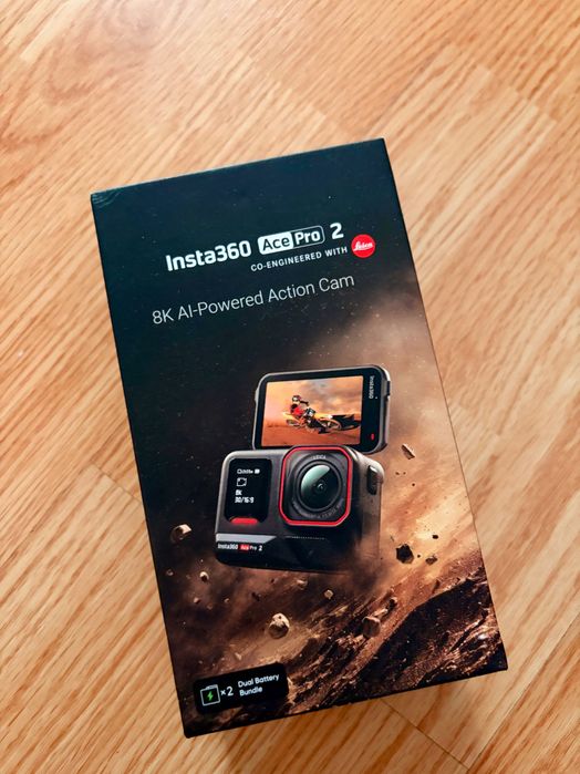Insta360 Ace Pro 2 dual battery bundle + grip+ card