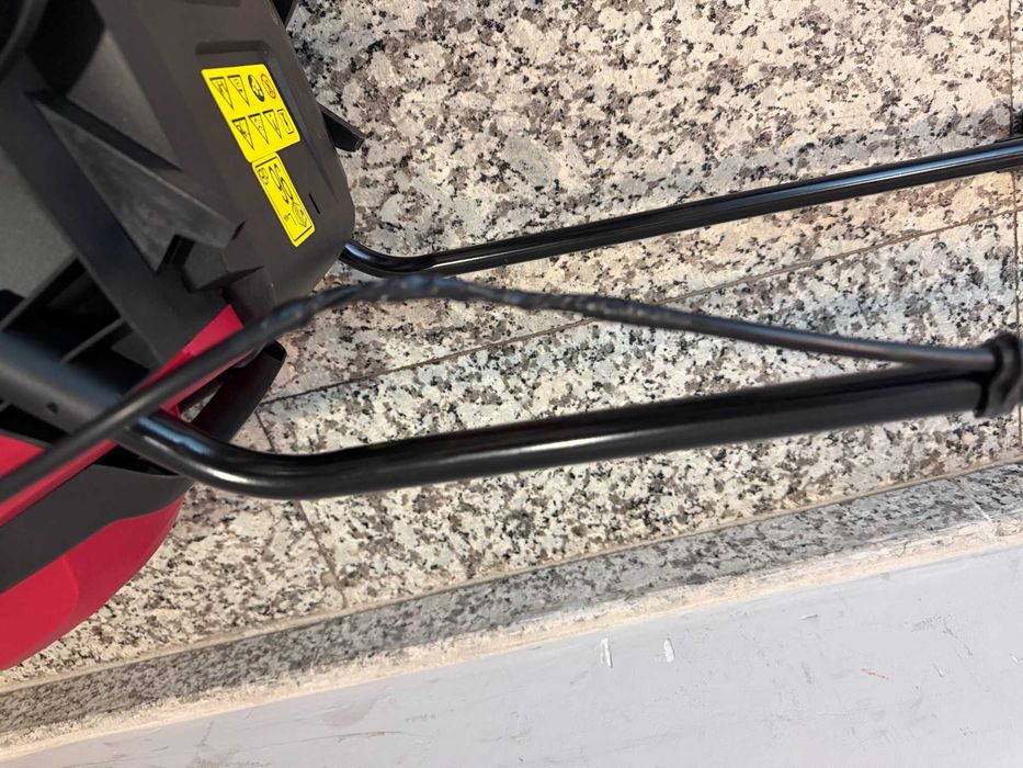 Косачка 1400W 33cm 30L 500m2 RD-LM31