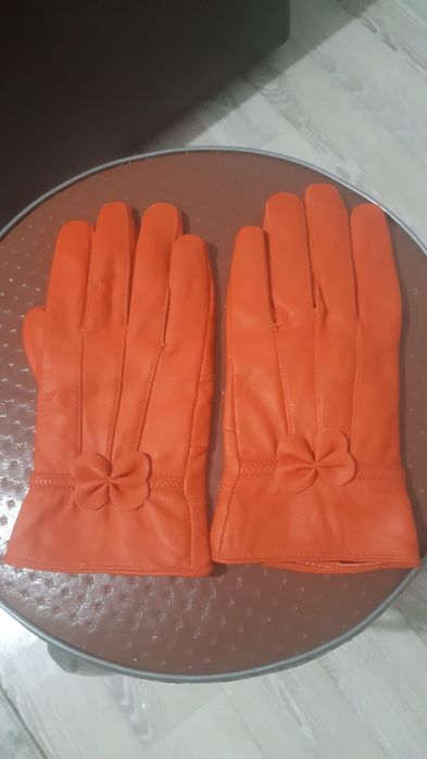 Перчатки кожаный