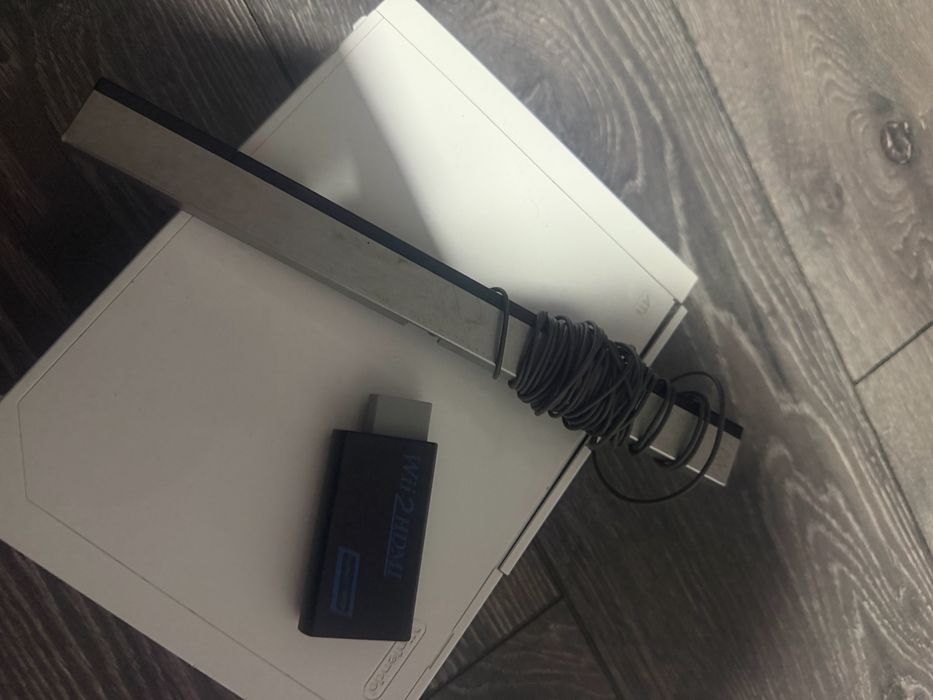 nintedo wii cu 2 knuckle si o maneta