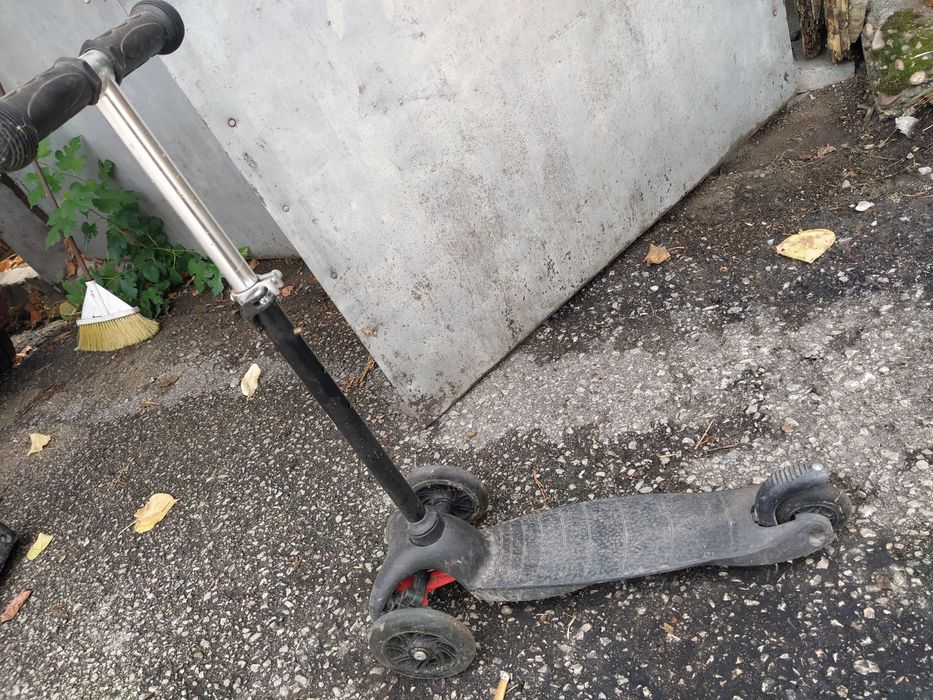 Продавам велосипед и тротинетки