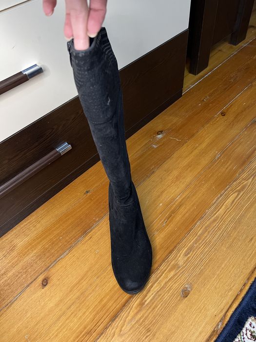 Продаются сапоги