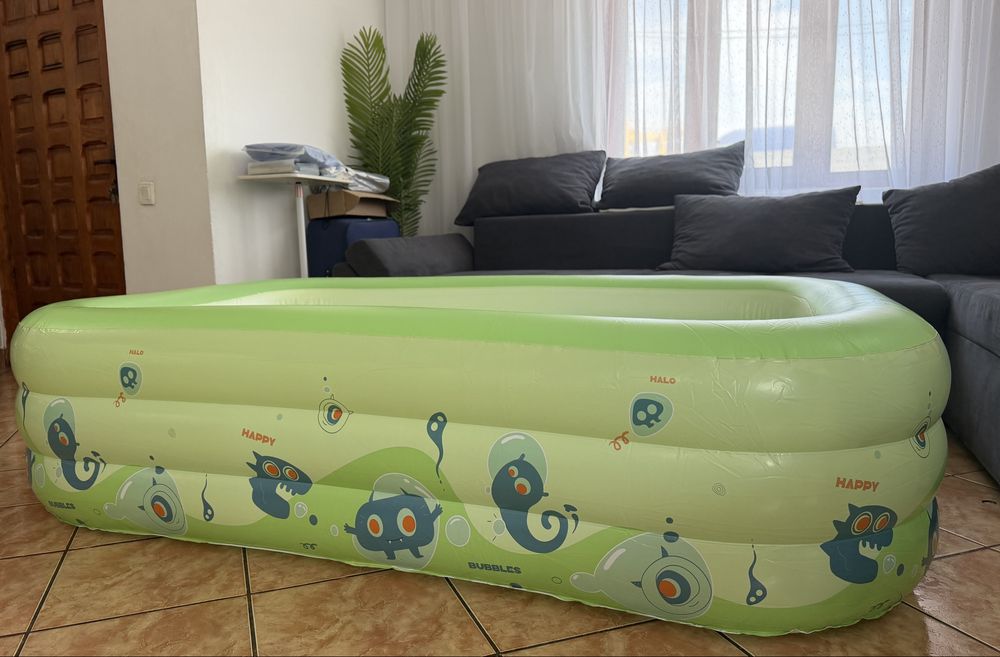 Piscină gonflabilă