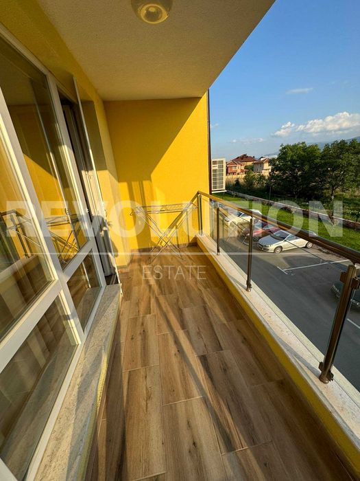 Дава се под наем Едностаен апартамент в Пловдив, Остромила - 55 кв.м за 225 € - Снимка #3