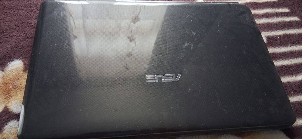 Vând Laptop Asus