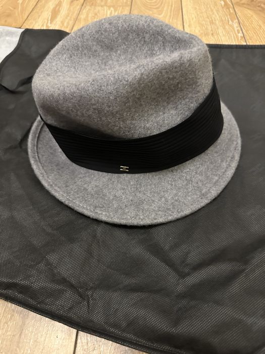 Palarie ELISABETTA FRANCHI 100% lana