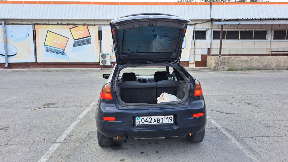 Продам Mazda 323