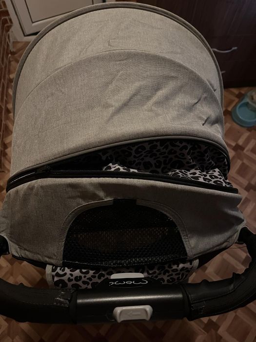 Продавам количка MOMI Estelle Dacar възраст 6+ до 22кг.Много запазена