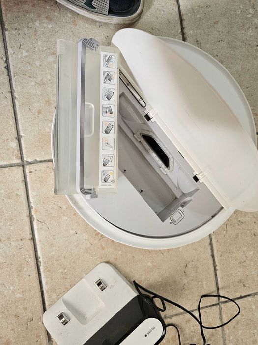 Robot aspiratoare Rowenta , electrolux functionale 110 ron