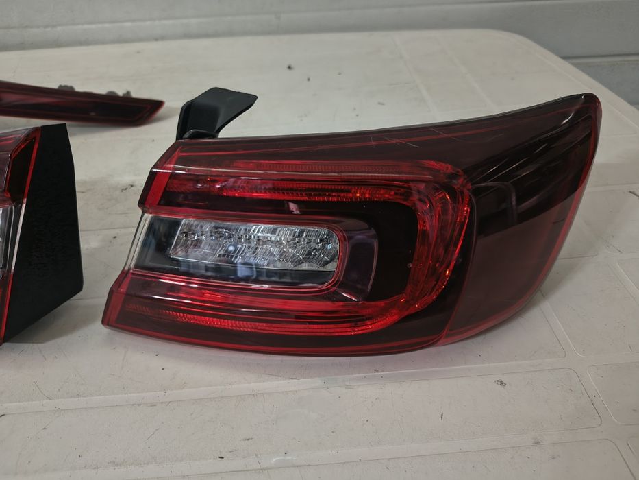 Stop lampa tripla Renault talisman haion și dreapta spate