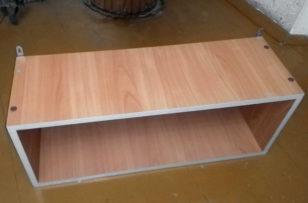 Полки деревянные