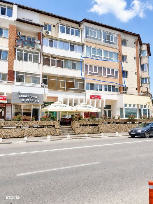 Apartament spațios 3 camere, 78 mp, central Drăgășani – zonă Rusidava