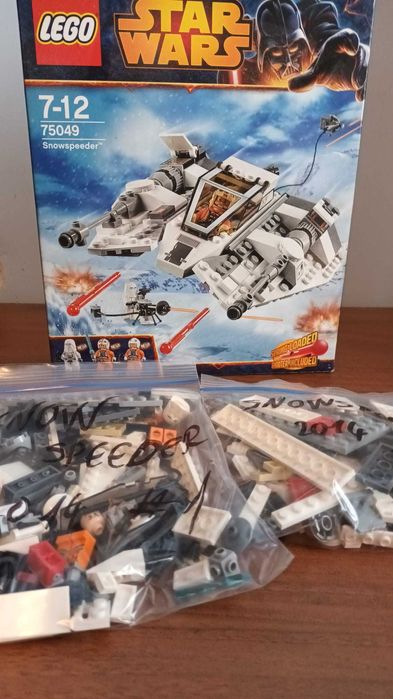 Lego Star Wars 75049 Snowspeeder cu cutie si instructiuni