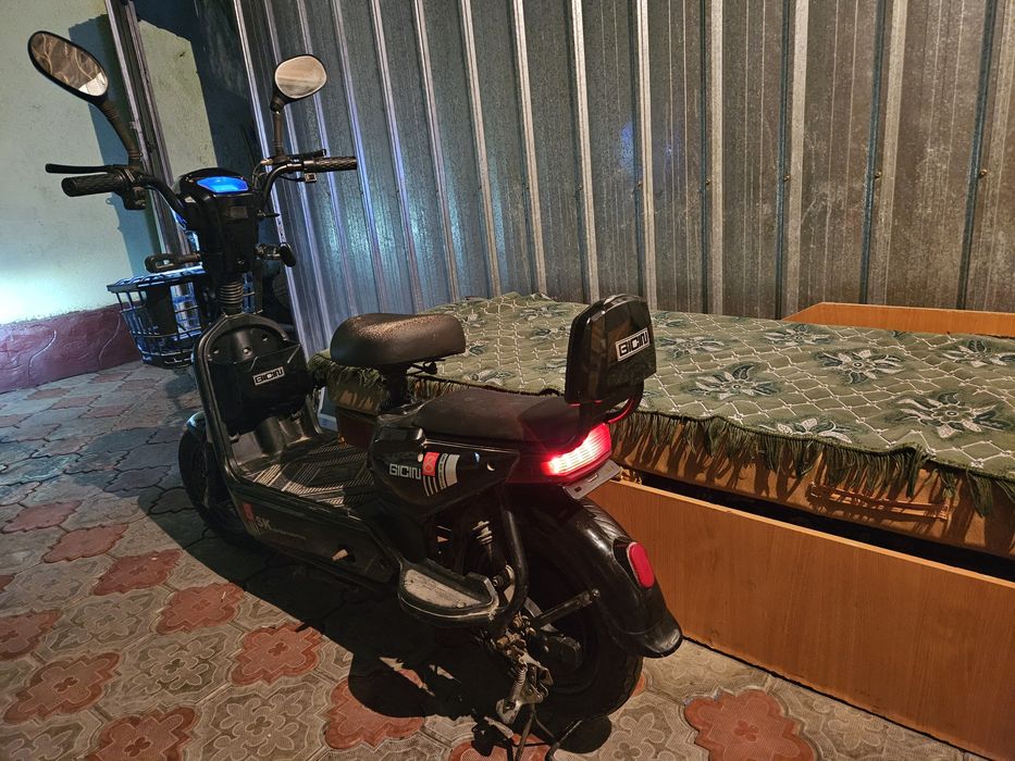 Продам легендарный электровелосипед SK8