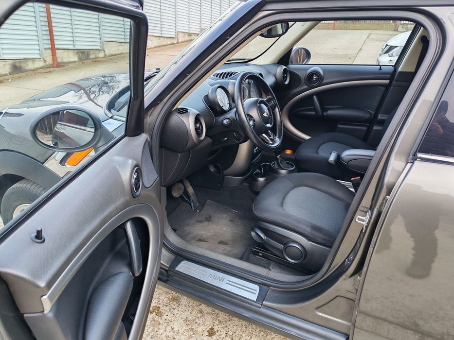 Mini Cooper D Countryman, automata, înmatriculată