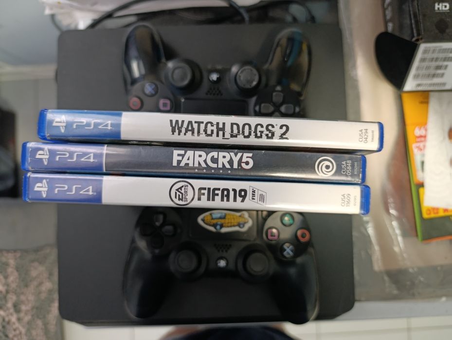 Playstation 4 Slim