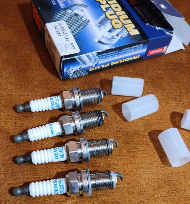 DENSO комлект иридиеви свещи SK16PR-E11 за Мазда