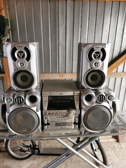 JVC Combină muzicală