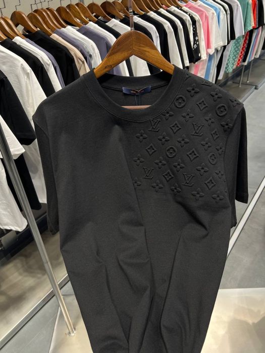 Tricou Louis Vuitton calitate Premium