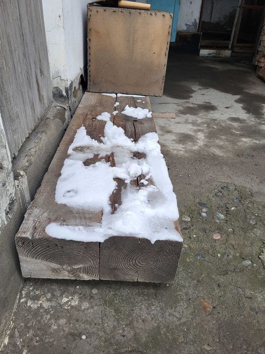 Тахта устунлар сотилади