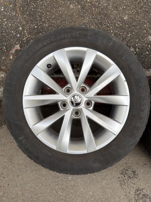 Jante aliaj 16 + Anvelope Continental vara 205/55/16 - Originale Skoda