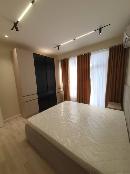 Продается 3х ком кв-ра, ЖК Prestige Gardens, ор-р: Южный вокзал, 82м²