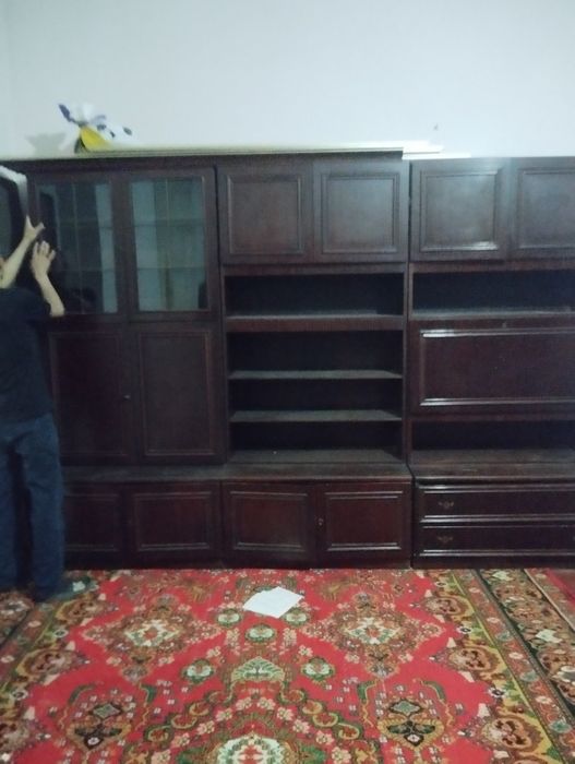 Stenka .                .