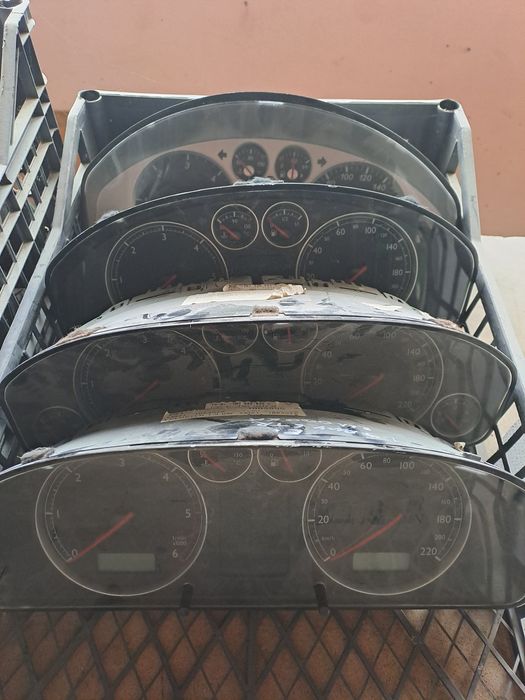 Ceas ceasuri de bord sharan alhambra si galaxy 1996-2000-2006