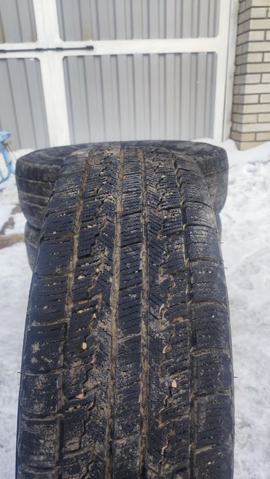 Шины зимние липучка 250/70/15