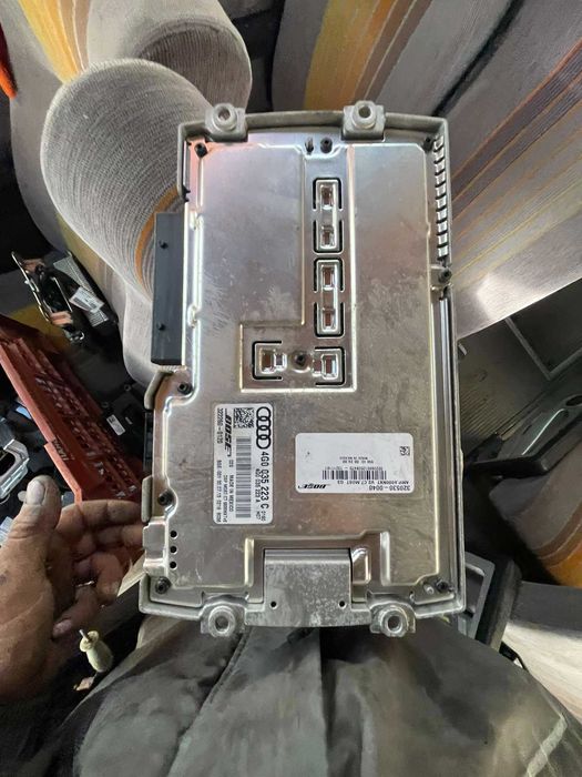 усилвател bosse audi a8 d4 a6 c7 a7  усилвател босе