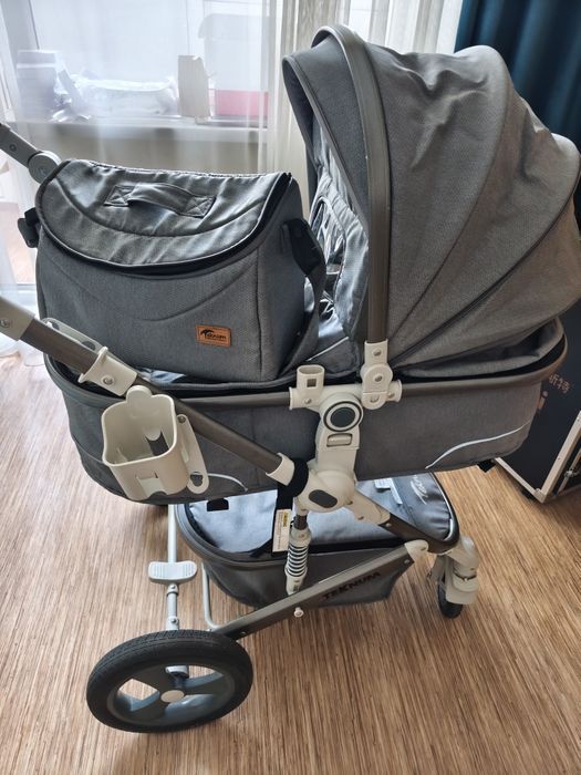 Продам детскую коляску
