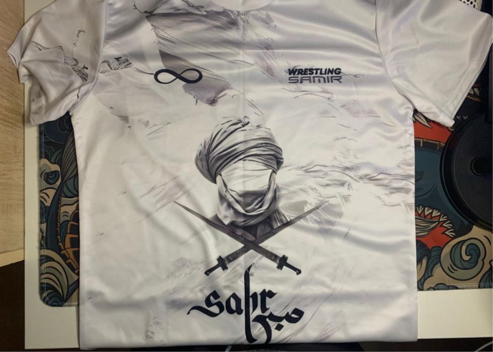 рашгард Сабр в наличие