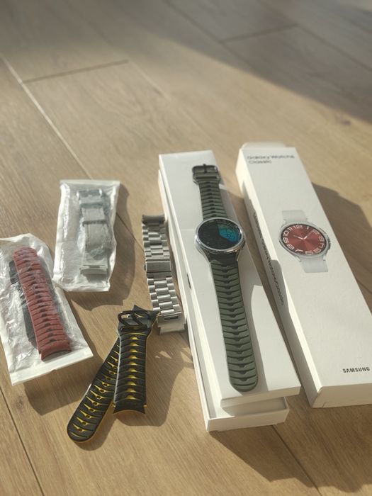 Vand Samsung Galaxy Watch 6 Classic 43 mm LTE