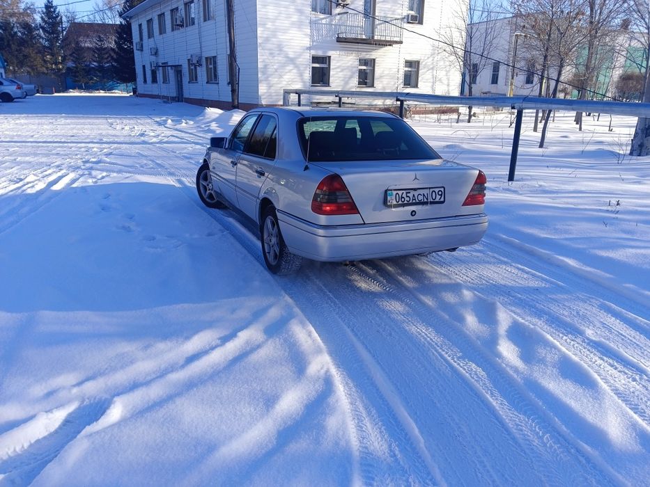Продаю Mercedes C220