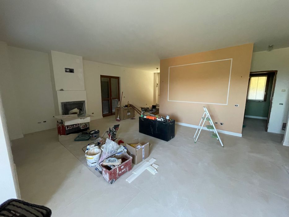 Meseriaș construcții ,renovări interioare finisaje | Gresie, Faianță, Rigips, Parchet