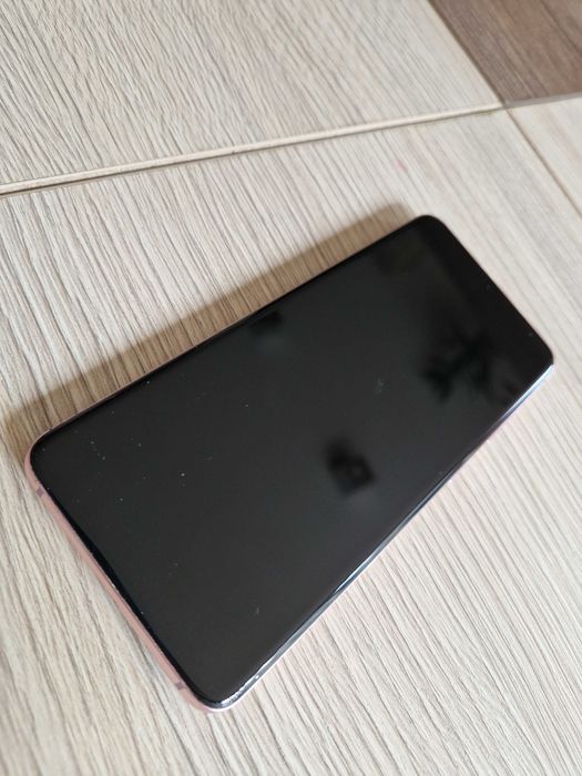 Galaxy S20 (SM-G980F/DS) | Cloud Pink | Dual SIM | Отличен