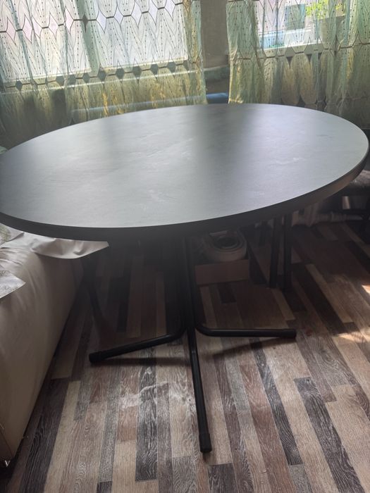 Стол кухонный столовый