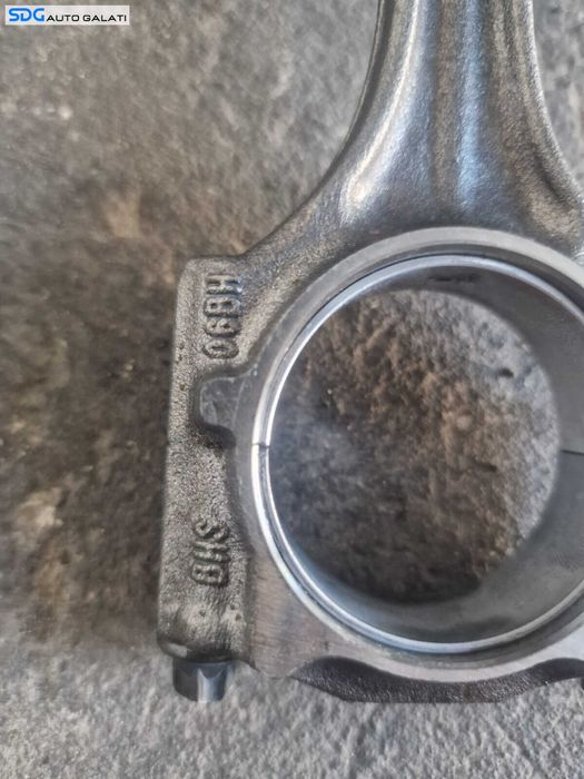 Piston Pistoane Complet cu Biela Audi A3 8P 2.0 FSI AXW BVY BLX BLR 2004 - 2013 Cod 06D107099 068H [N0761]