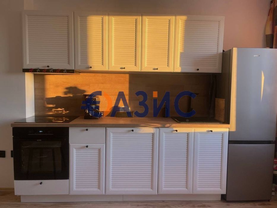 Голямо студио в комплекс "Гардения Хилс", 2 етаж, България, Слънчев