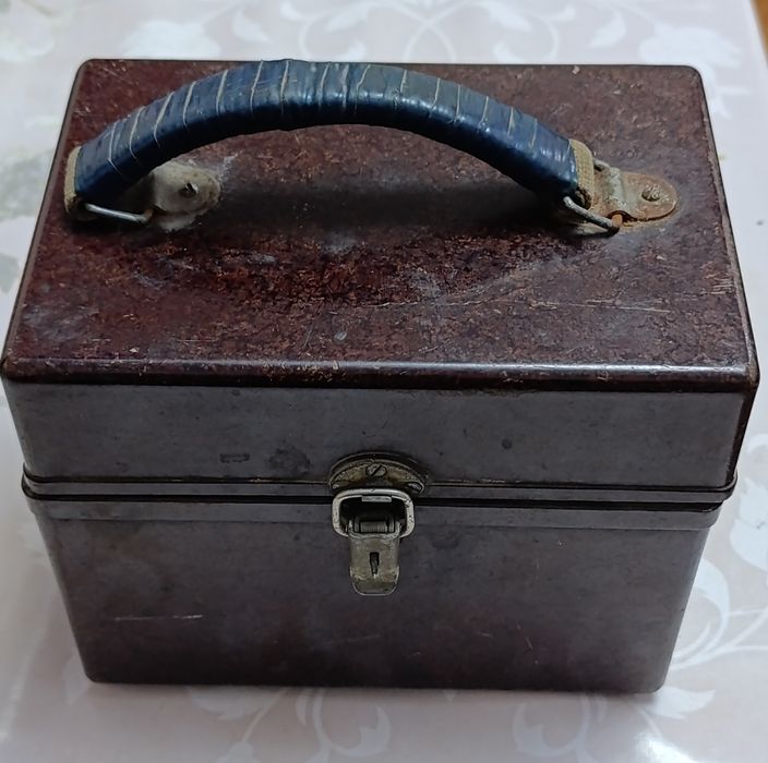 Мегаомметр М4100/3