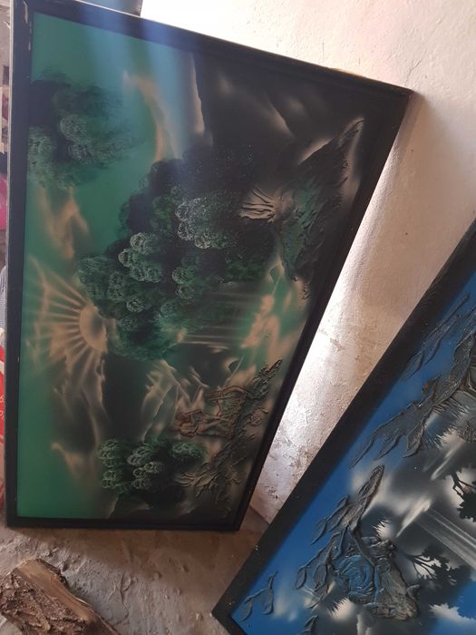 2 броя Стари картини много запазени