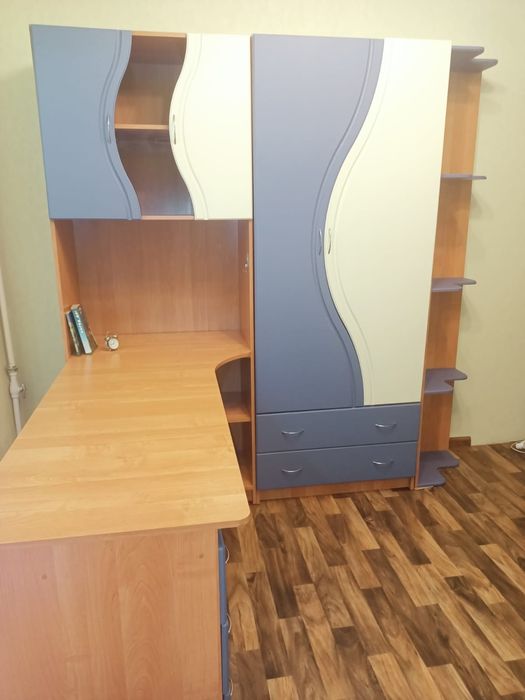 Продается детский спальный  гарнитур.