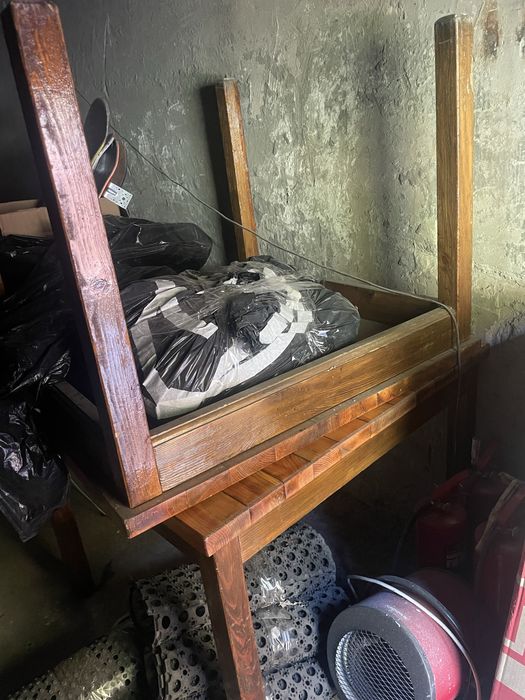 Продам столы со стульями