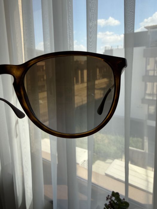 Дамски слънчеви очила Ray-Ban RB4171 Erika