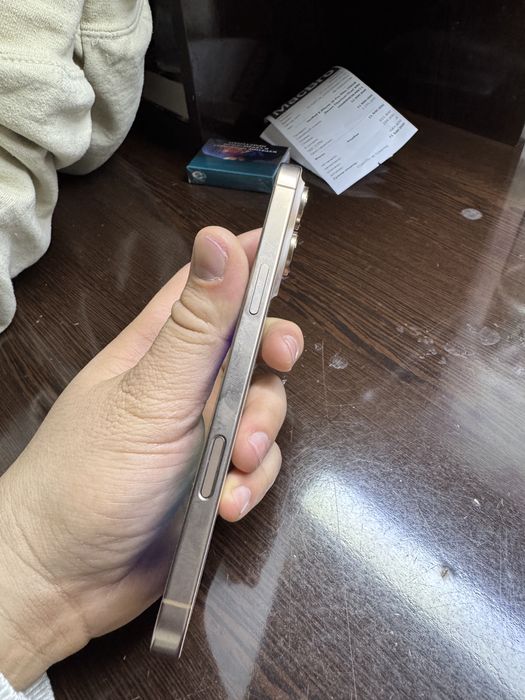 Iphone 16 pro max 256 sim