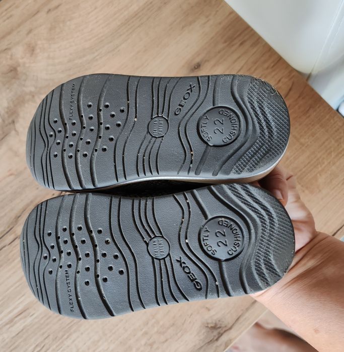 Adidași Geox mărimea  22