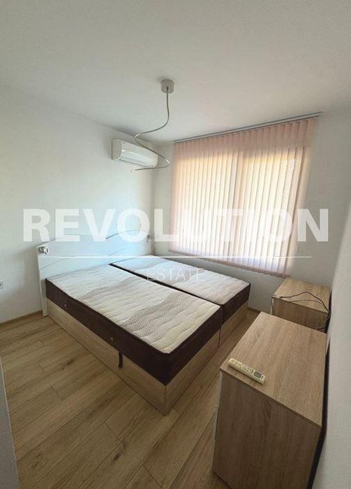 Дава се под наем Тристаен апартамент в Варна, Център - 75 кв.м за 498.27 € - Снимка #5