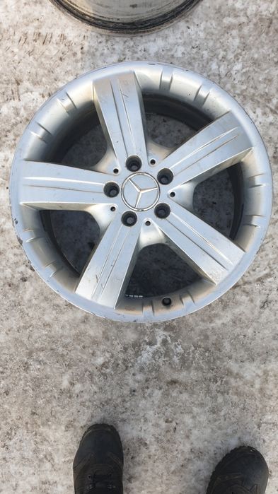 Диски мерседес R 18